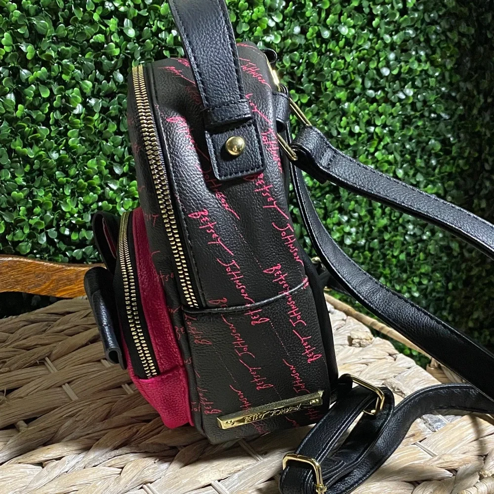 Betsey Johnson Mini pink dog backpack